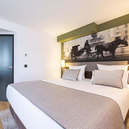 Leonardo Vienna Westbahnhof Hotel Bagian luar foto Room interior